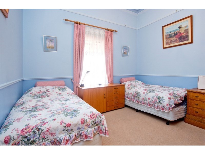 560 Seaview Road, Grange SA 5022