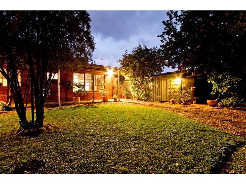 2 Deepdene Avenue, Westbourne Park SA 5041