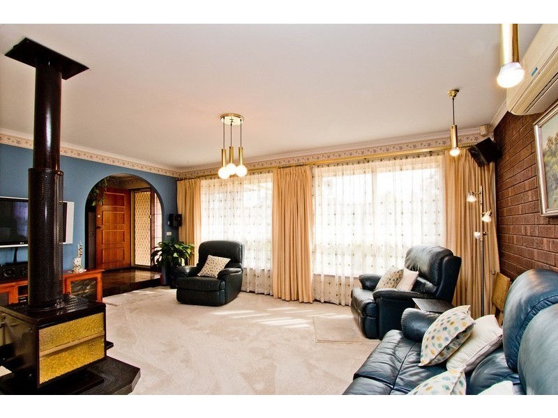 16 Trinidad Court, West Lakes SA 5021