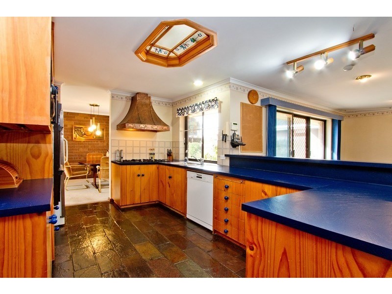 16 Trinidad Court, West Lakes SA 5021