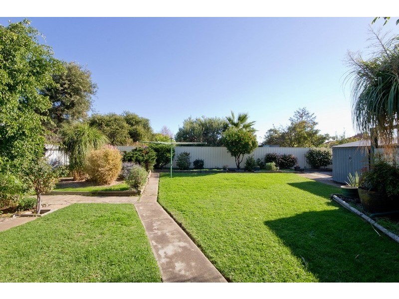 2 Teak Street, Flinders Park SA 5025