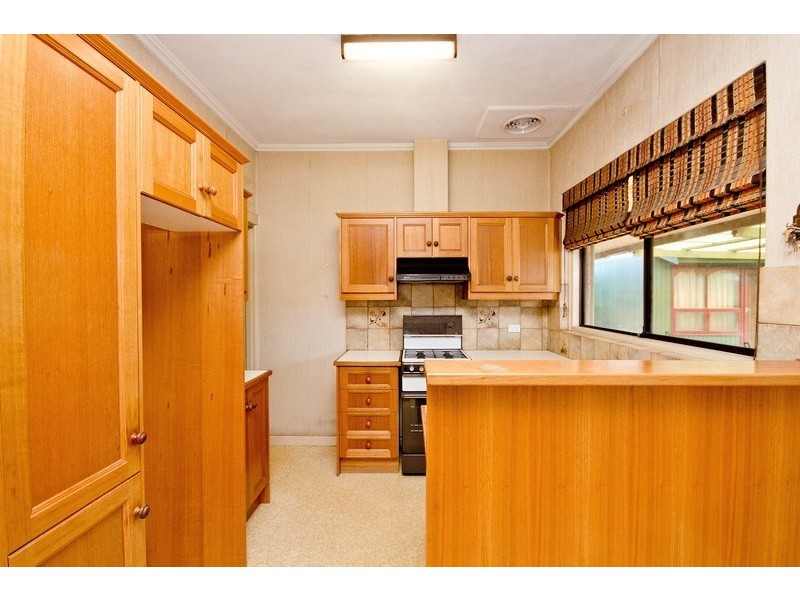 2 Teak Street, Flinders Park SA 5025