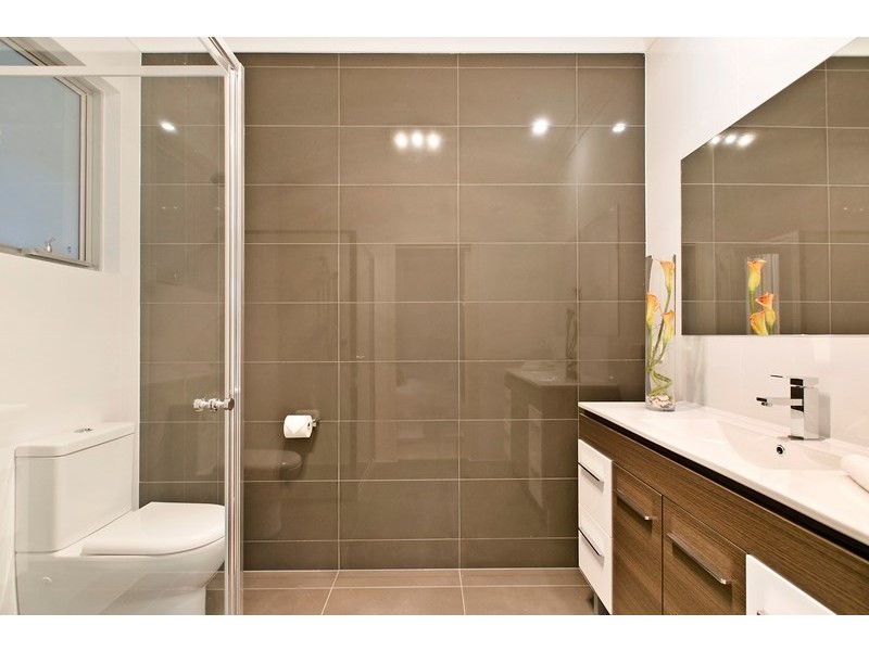 18 Crispian Street, Fulham SA 5024