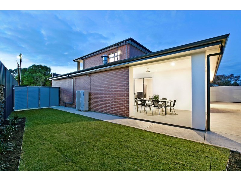 18 Crispian Street, Fulham SA 5024