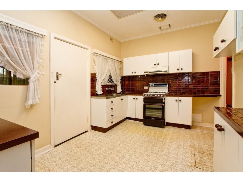 29 Hughes Avenue, Henley Beach SA 5022