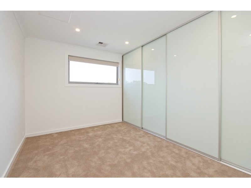 1A Phillips Street, Henley Beach South SA 5022