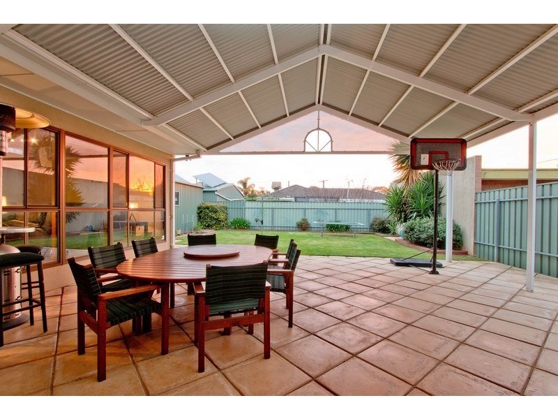 20 Johnstone Road, Oaklands Park SA 5046