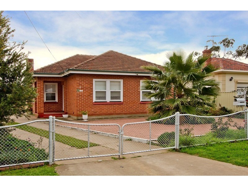 13 Percy Street, Seaton SA 5023