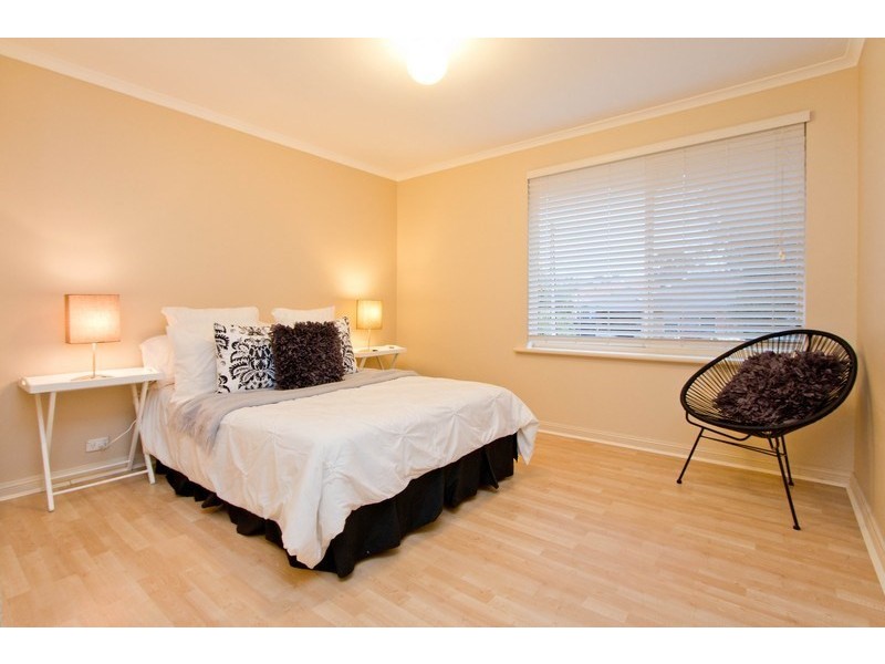 33 Ophir Crescent, Seacliff Park SA 5049