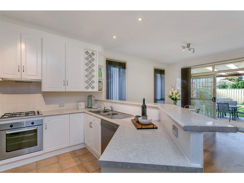 8 Aylwin Street, Henley Beach South SA 5022