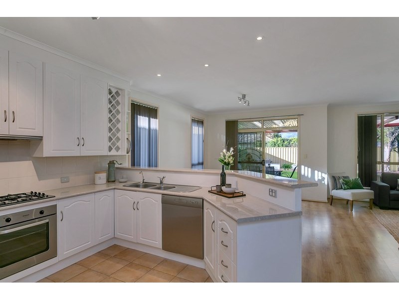 8 Aylwin Street, Henley Beach South SA 5022