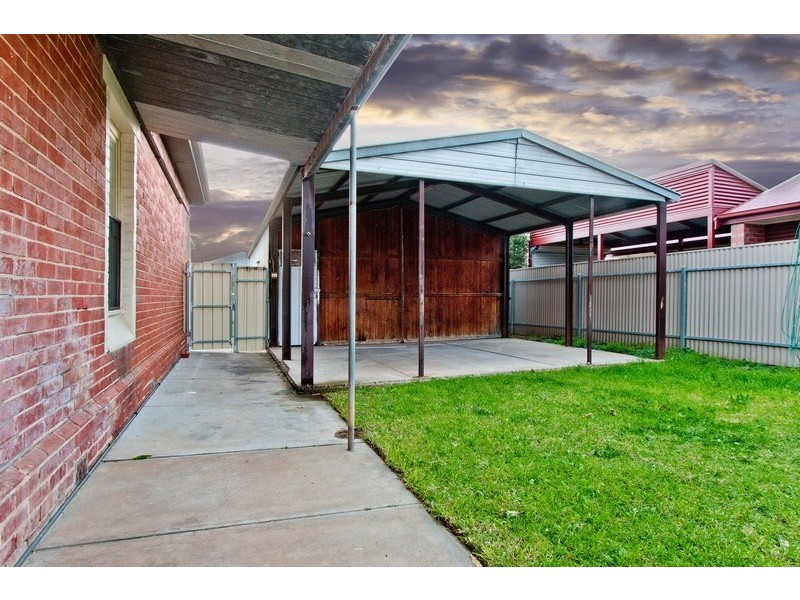 17 Thain Avenue, Findon SA 5023