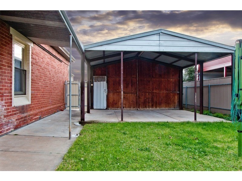 17 Thain Avenue, Findon SA 5023