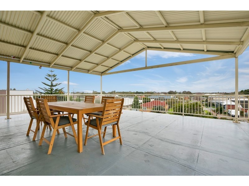7/123 Military Road, Henley Beach South SA 5022