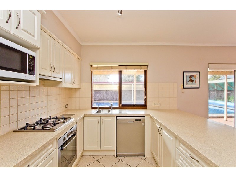 2 Tobago Court, West Lakes SA 5021