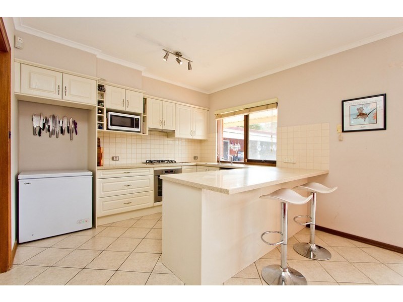 2 Tobago Court, West Lakes SA 5021