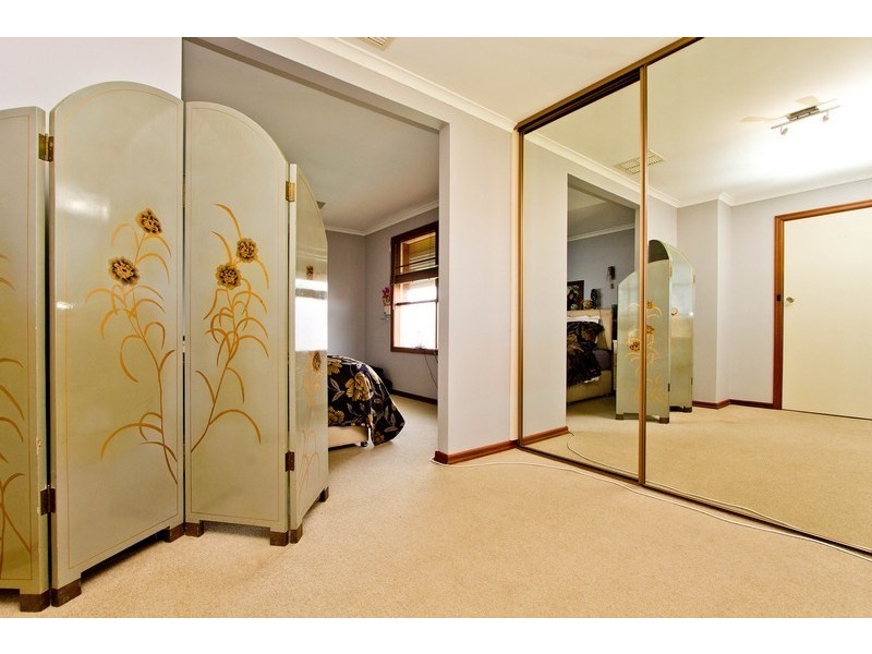 2 Tobago Court, West Lakes SA 5021