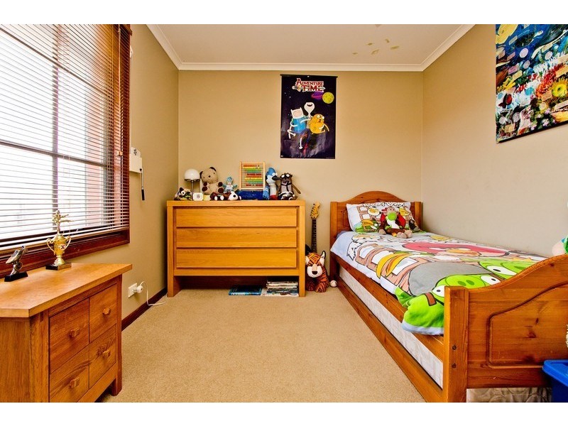 2 Tobago Court, West Lakes SA 5021