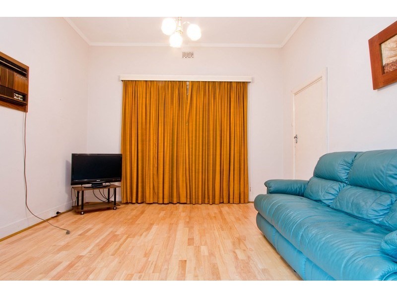 24 Milner Road, Hilton SA 5033