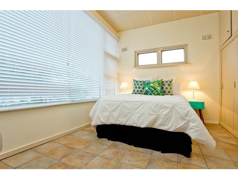 8/372 Seaview Road, Henley Beach SA 5022