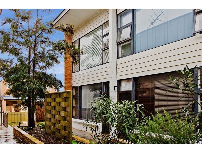 8/372 Seaview Road, Henley Beach SA 5022