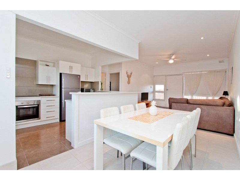Unit 4/19 Renwick Street, West Beach SA 5024