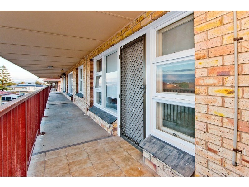 Unit 4/19 Renwick Street, West Beach SA 5024