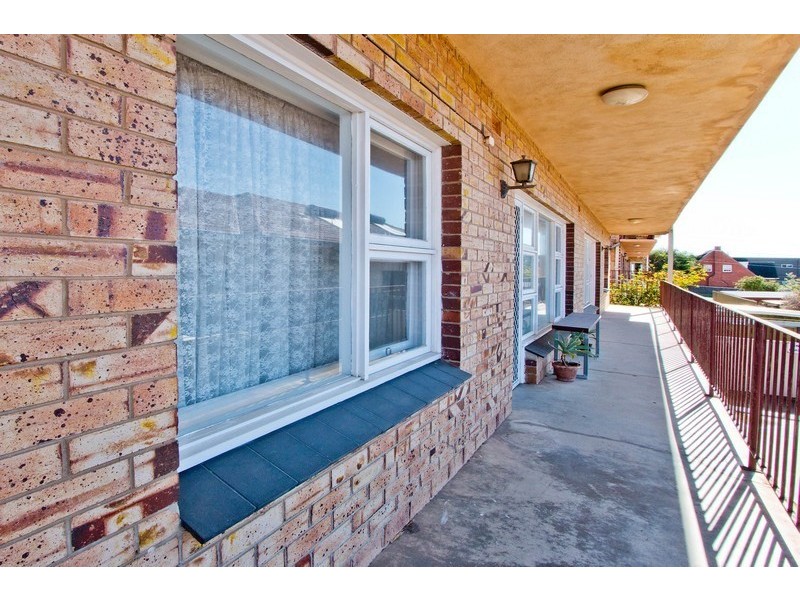 2/20 Rockingham Street, West Beach SA 5024