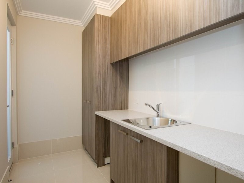 11 Madeline Crescent, Fulham Gardens SA 5024