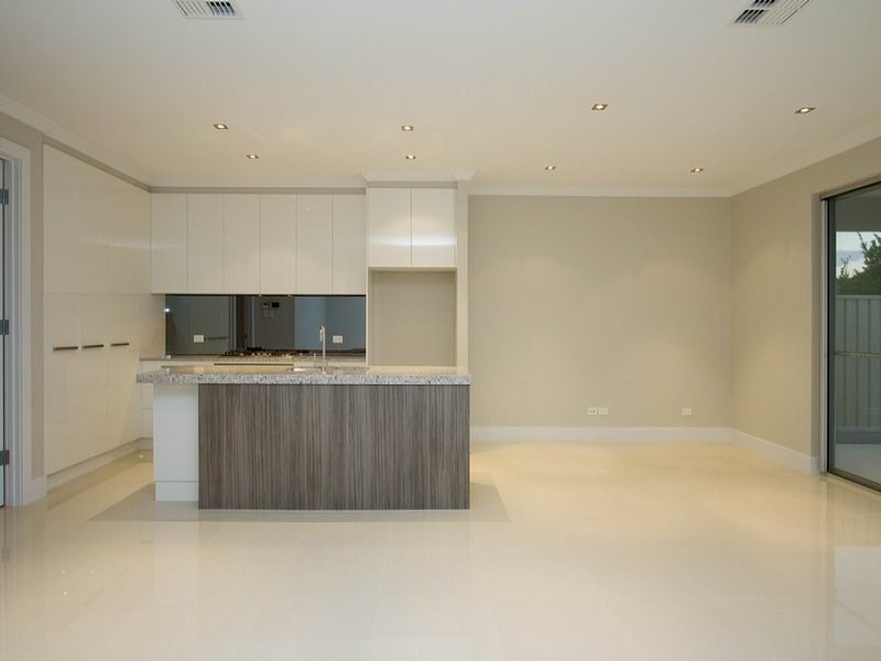 11 Madeline Crescent, Fulham Gardens SA 5024