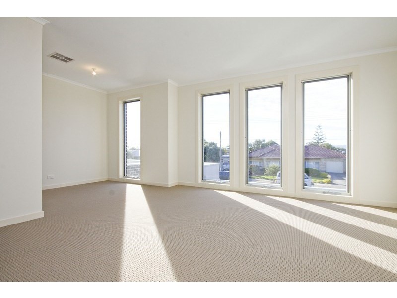 9 Siesta Avenue, West Beach SA 5024