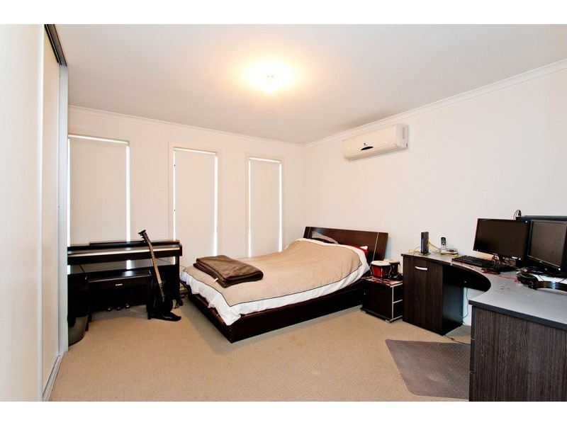 33 Myrtle Grove, Clovelly Park SA 5042