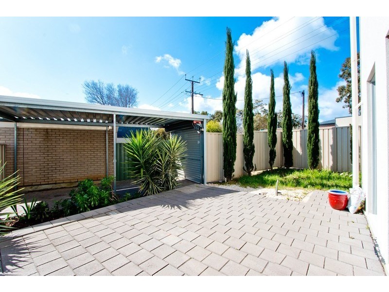 33 Myrtle Grove, Clovelly Park SA 5042