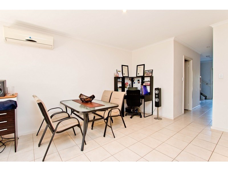 33 Myrtle Grove, Clovelly Park SA 5042