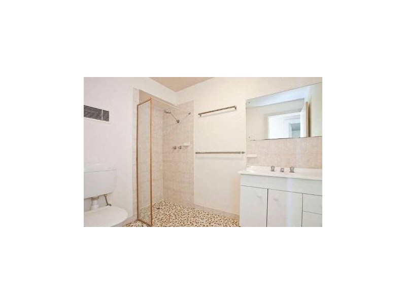 4/15 Byron Street, Glenelg SA 5045