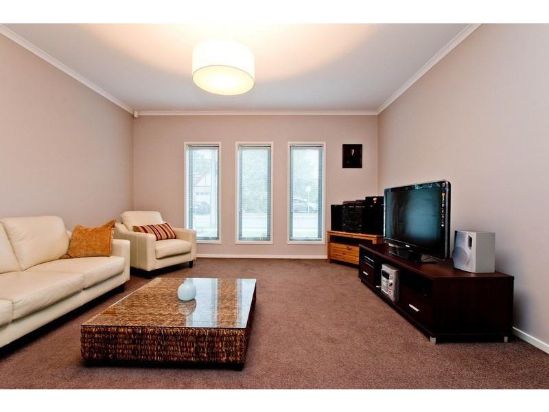 15 Lorraine Avenue, Lockleys SA 5032