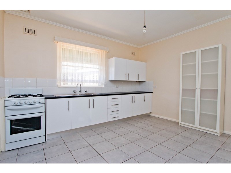 10 Weston Street, West Beach SA 5024