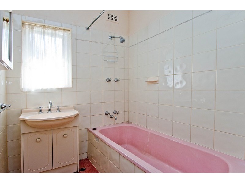 10 Weston Street, West Beach SA 5024
