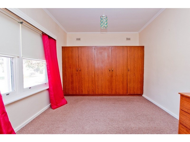 10 Weston Street, West Beach SA 5024