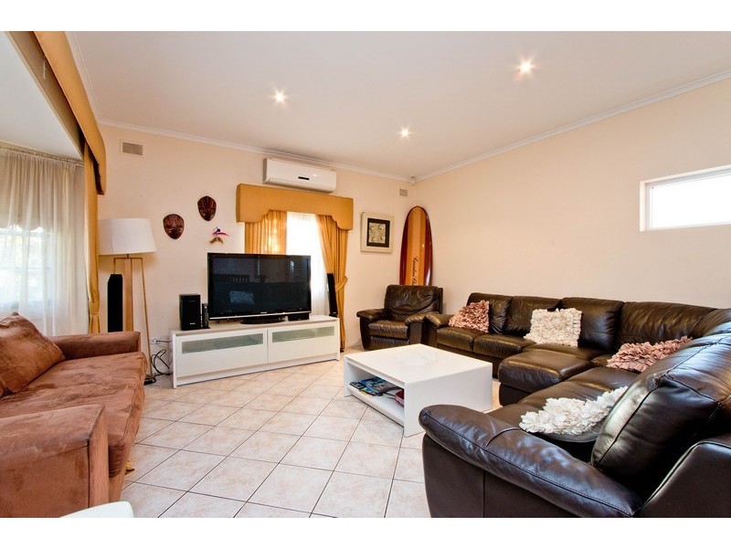 20 Laidlaw Street, Henley Beach SA 5022