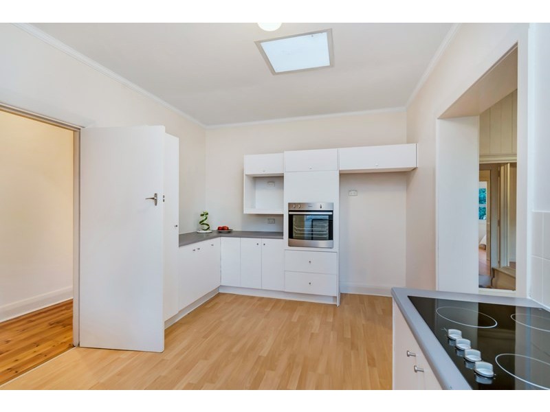 21 Hazel Terrace, Henley Beach South SA 5022