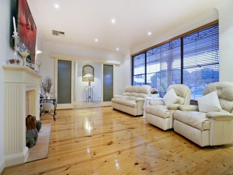 9 Mooloola Way, West Lakes Shore SA 5020