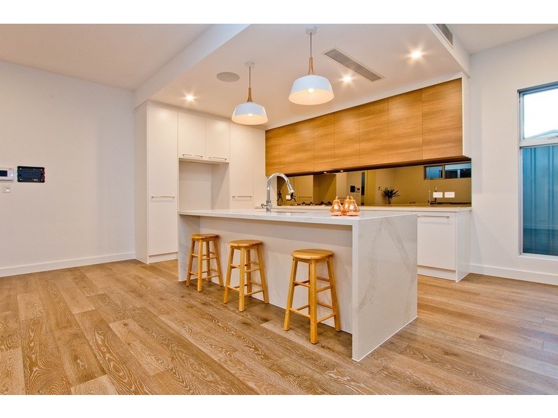 2B Lawrie Street, Henley Beach SA 5022