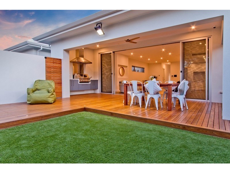 2B Lawrie Street, Henley Beach SA 5022