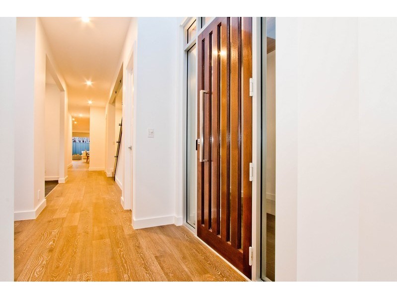 2B Lawrie Street, Henley Beach SA 5022