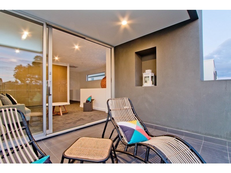 2B Lawrie Street, Henley Beach SA 5022