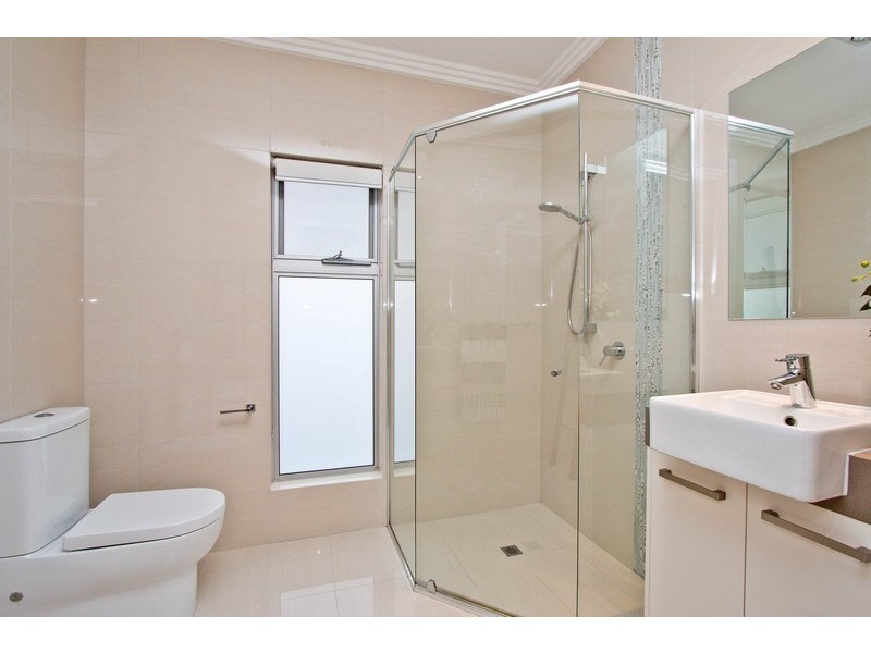 5 Marlborough Place, Fulham Gardens SA 5024