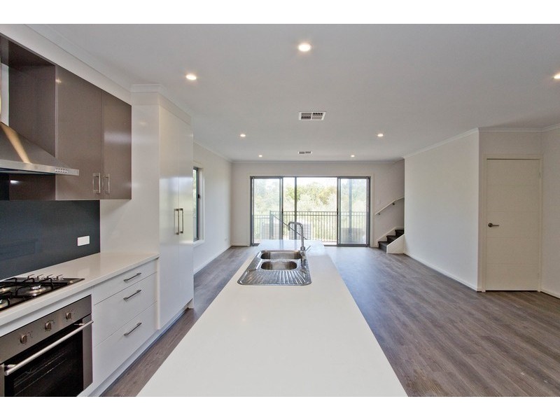 8C and 8D Flagstaff Road, Darlington SA 5047