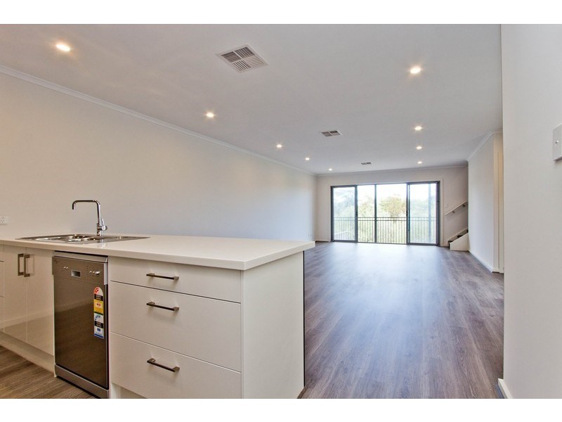 8C and 8D Flagstaff Road, Darlington SA 5047