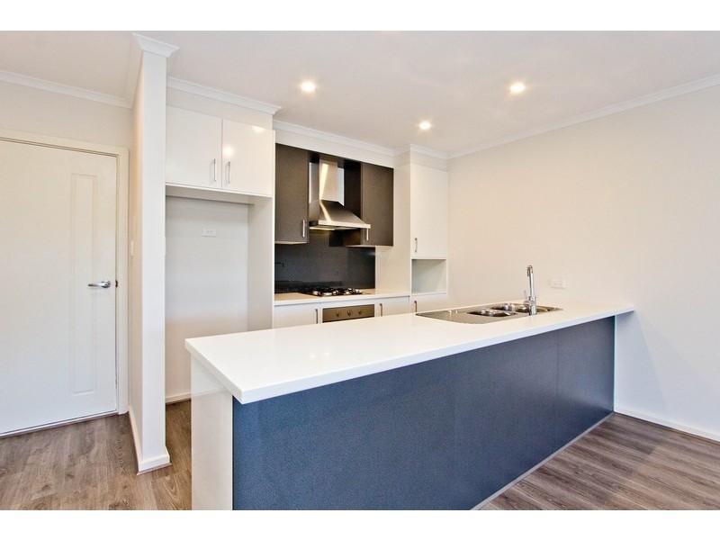 8C and 8D Flagstaff Road, Darlington SA 5047